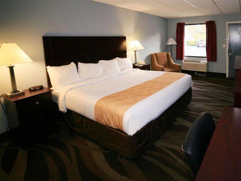 Quality Inn Downtown Хелън Екстериор снимка