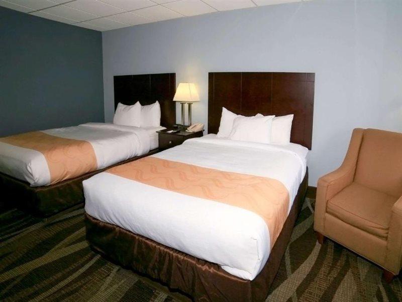 Quality Inn Downtown Хелън Екстериор снимка