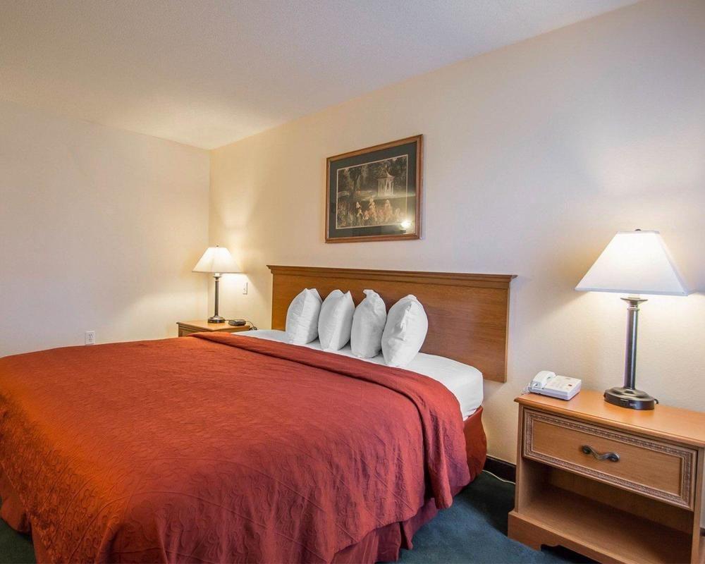 Quality Inn Downtown Хелън Екстериор снимка