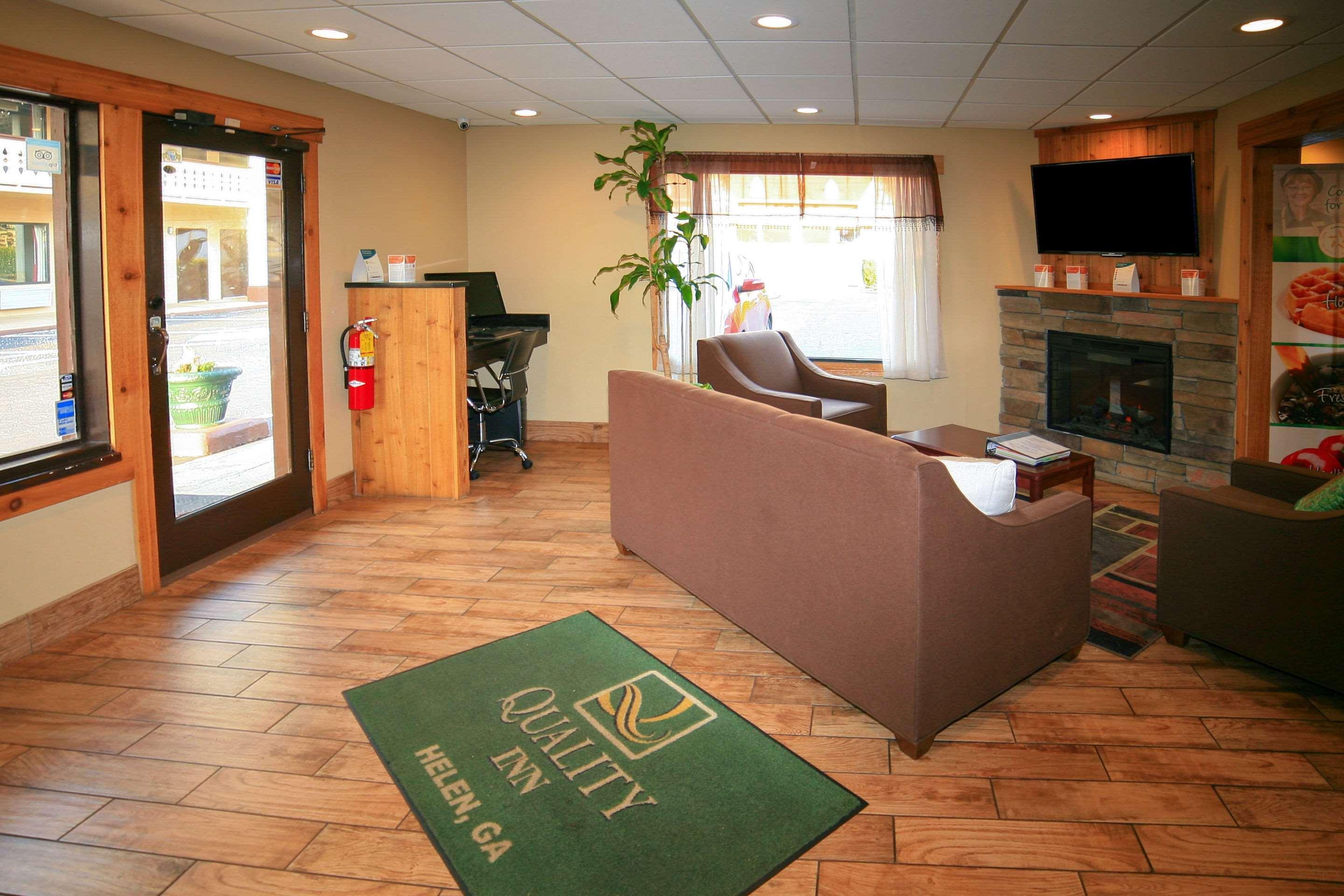 Quality Inn Downtown Хелън Екстериор снимка
