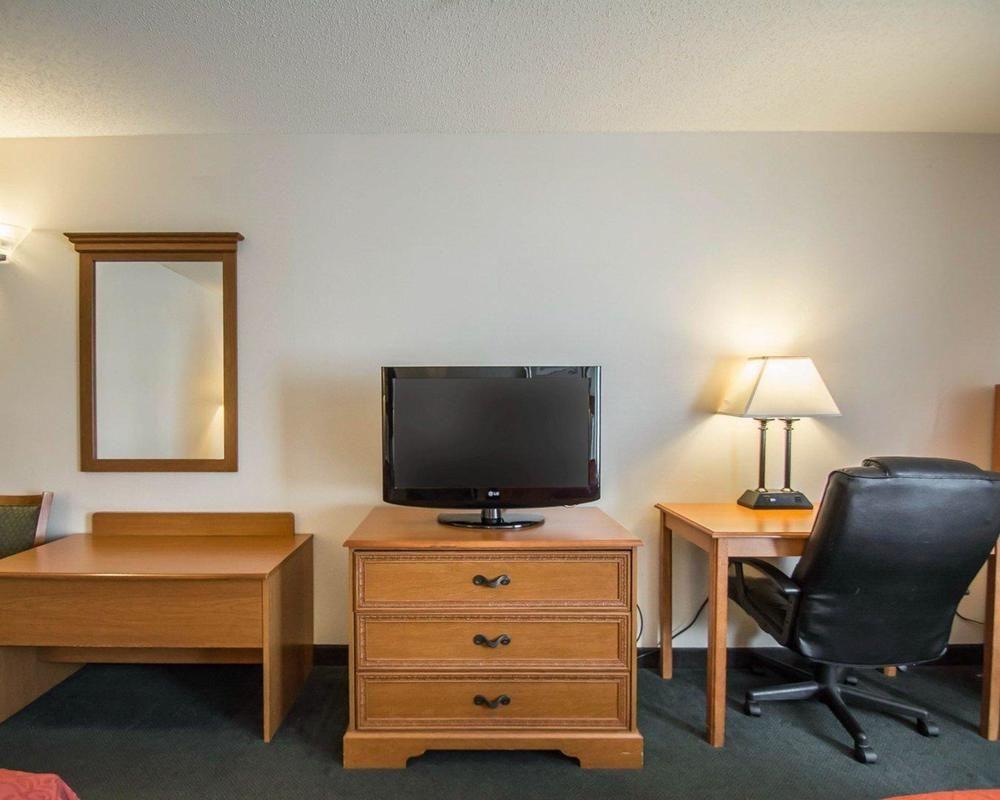 Quality Inn Downtown Хелън Екстериор снимка