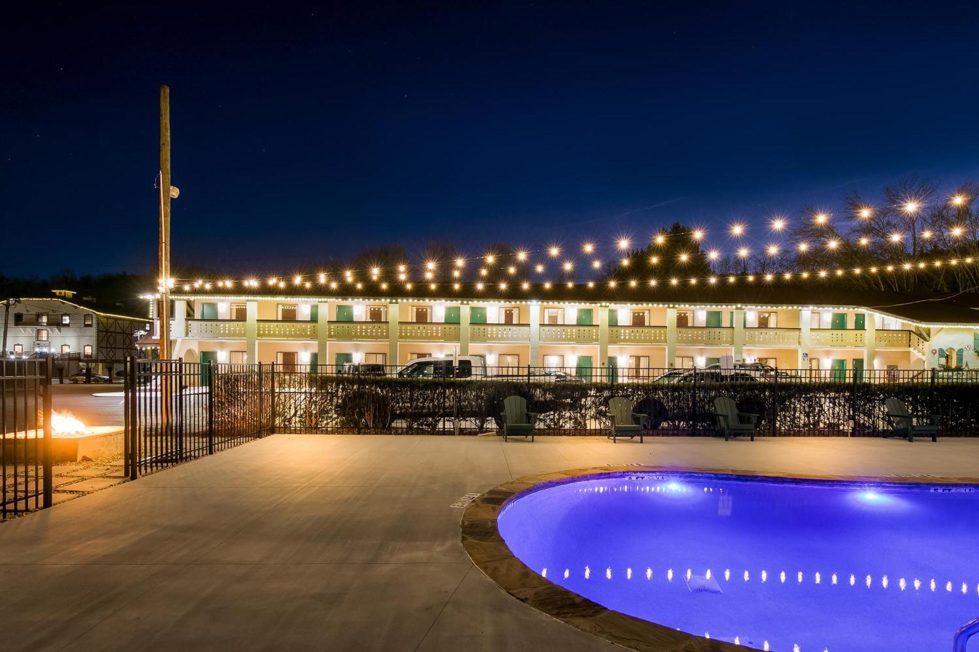 Quality Inn Downtown Хелън Екстериор снимка