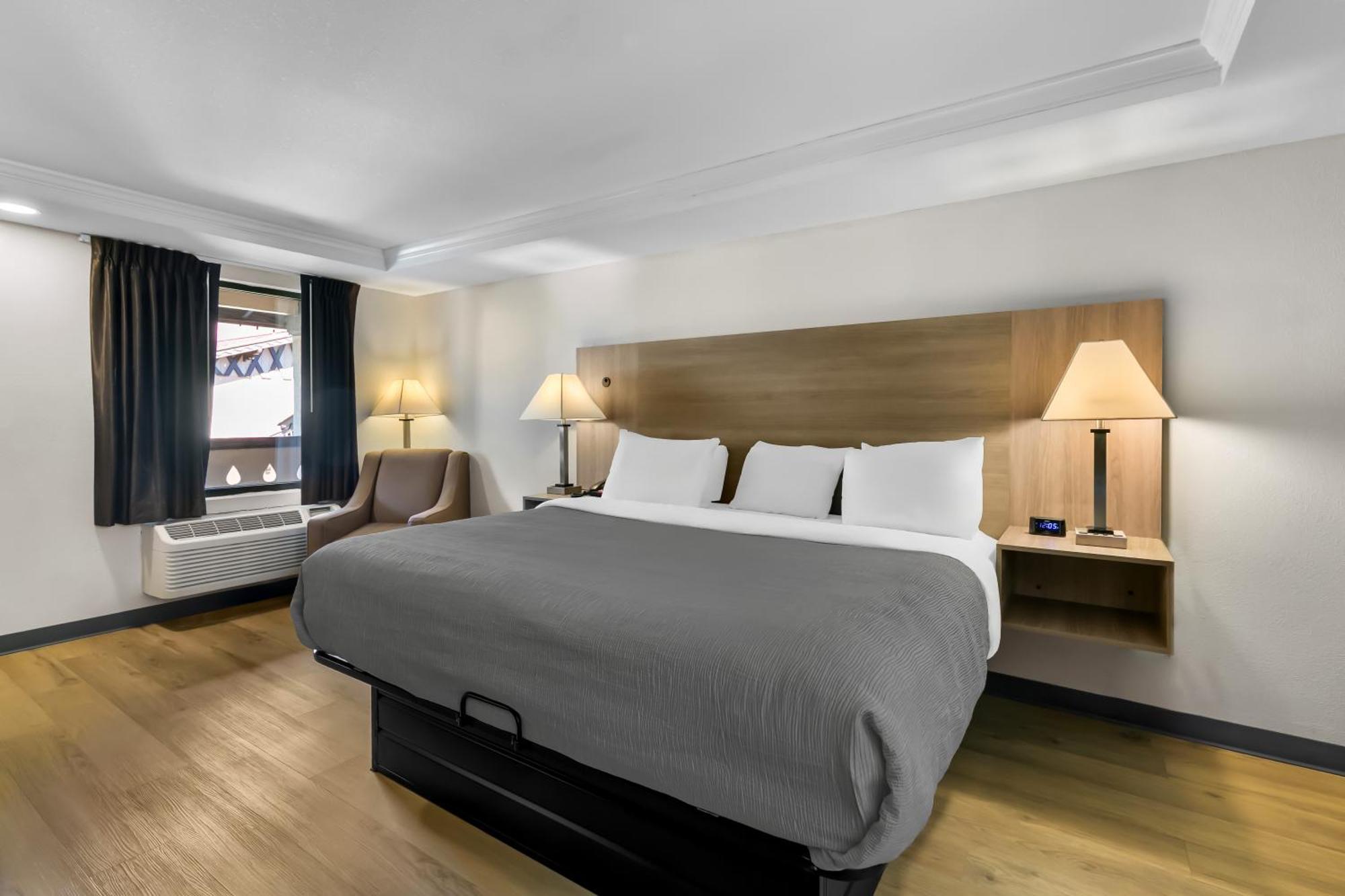 Quality Inn Downtown Хелън Екстериор снимка